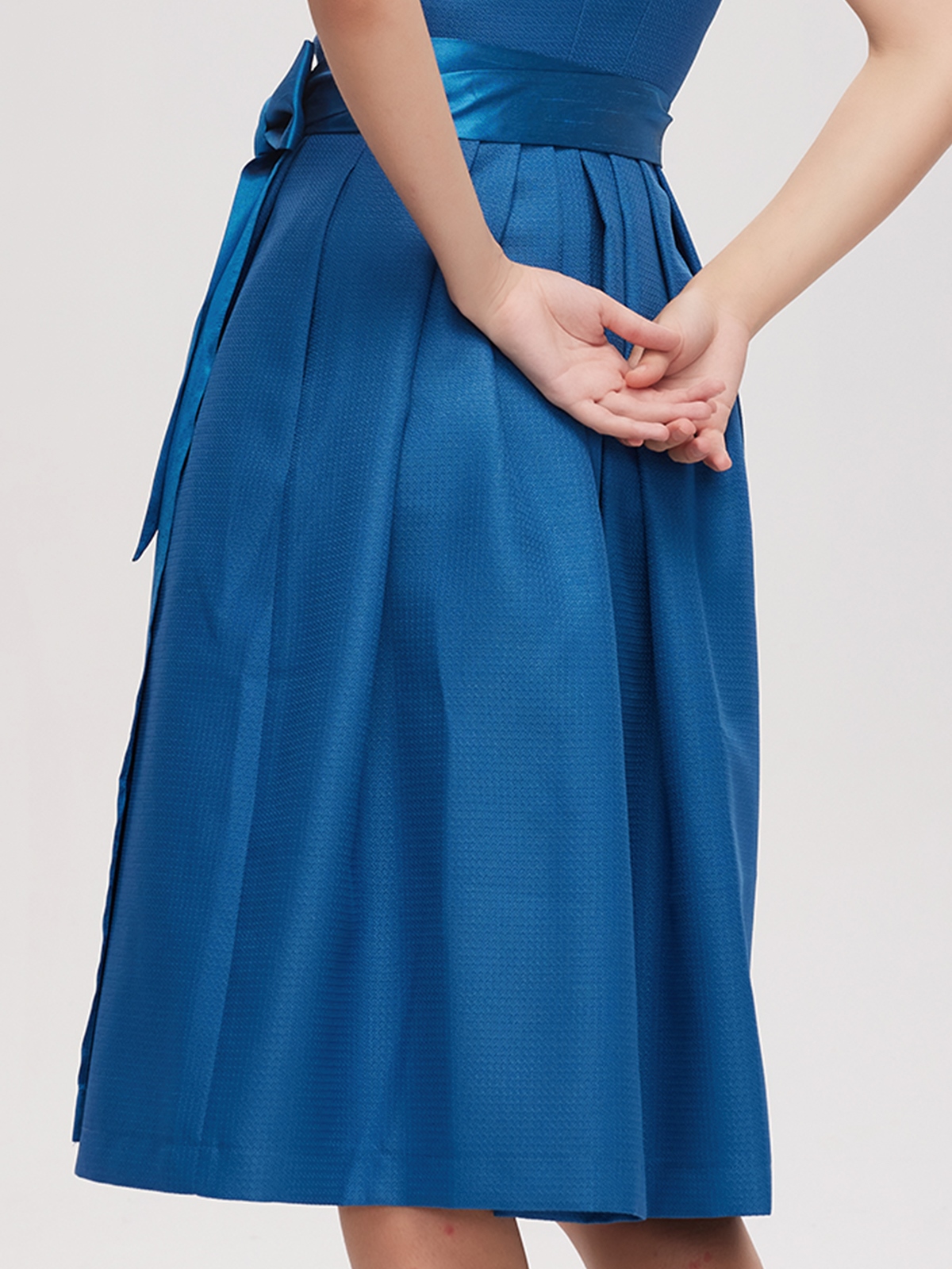 Braun Blaues Dirndl