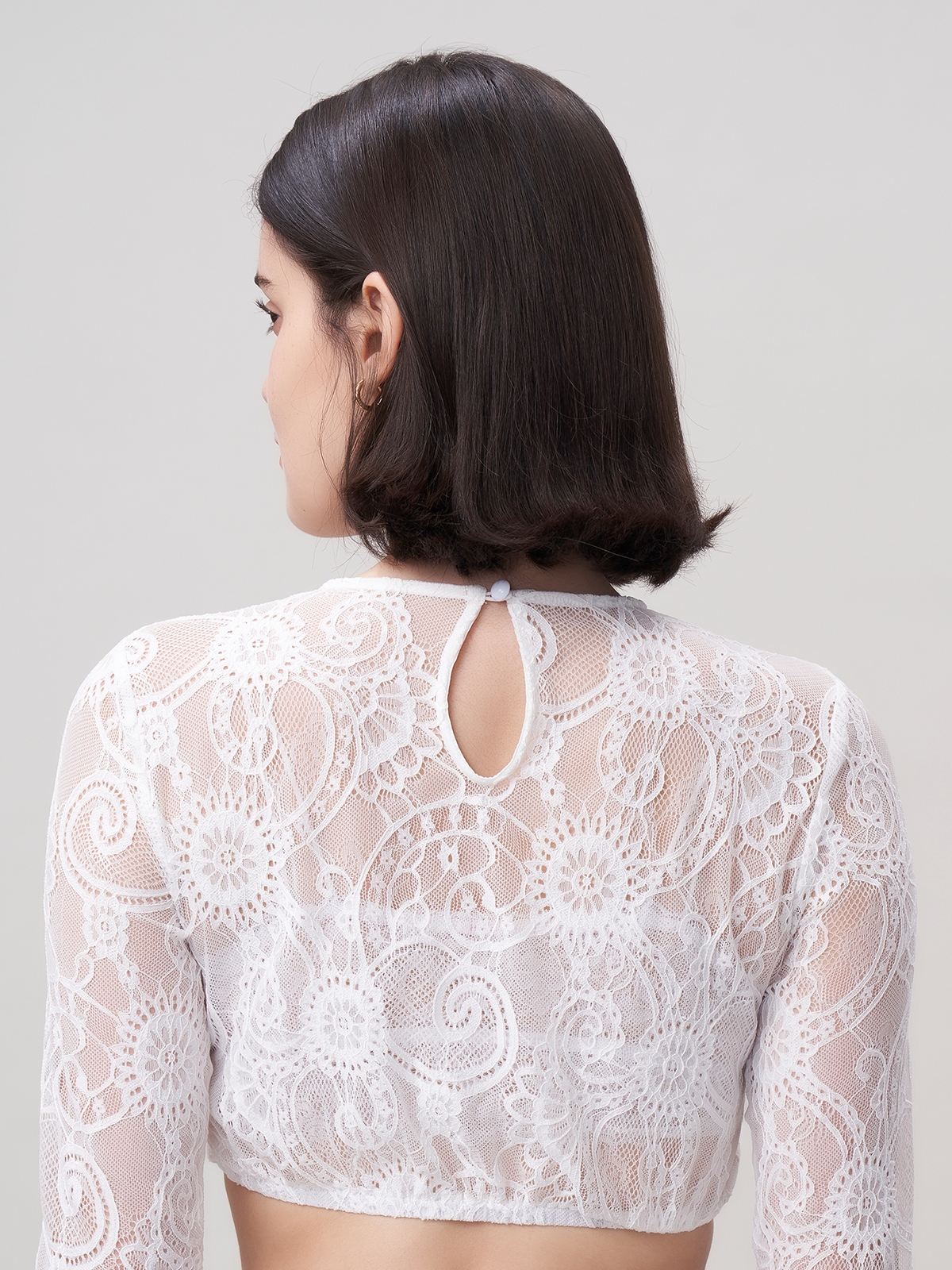 Modernes Dirndl in schlichter Eleganz
