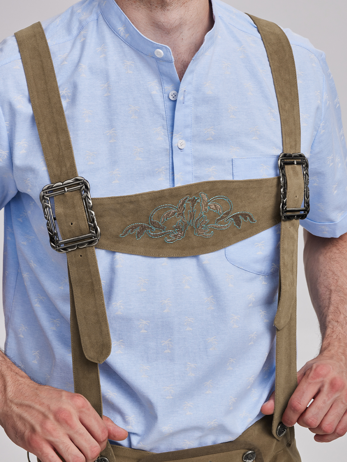 Braunes Ja Mei Dirndl – klassisch und stilvoll