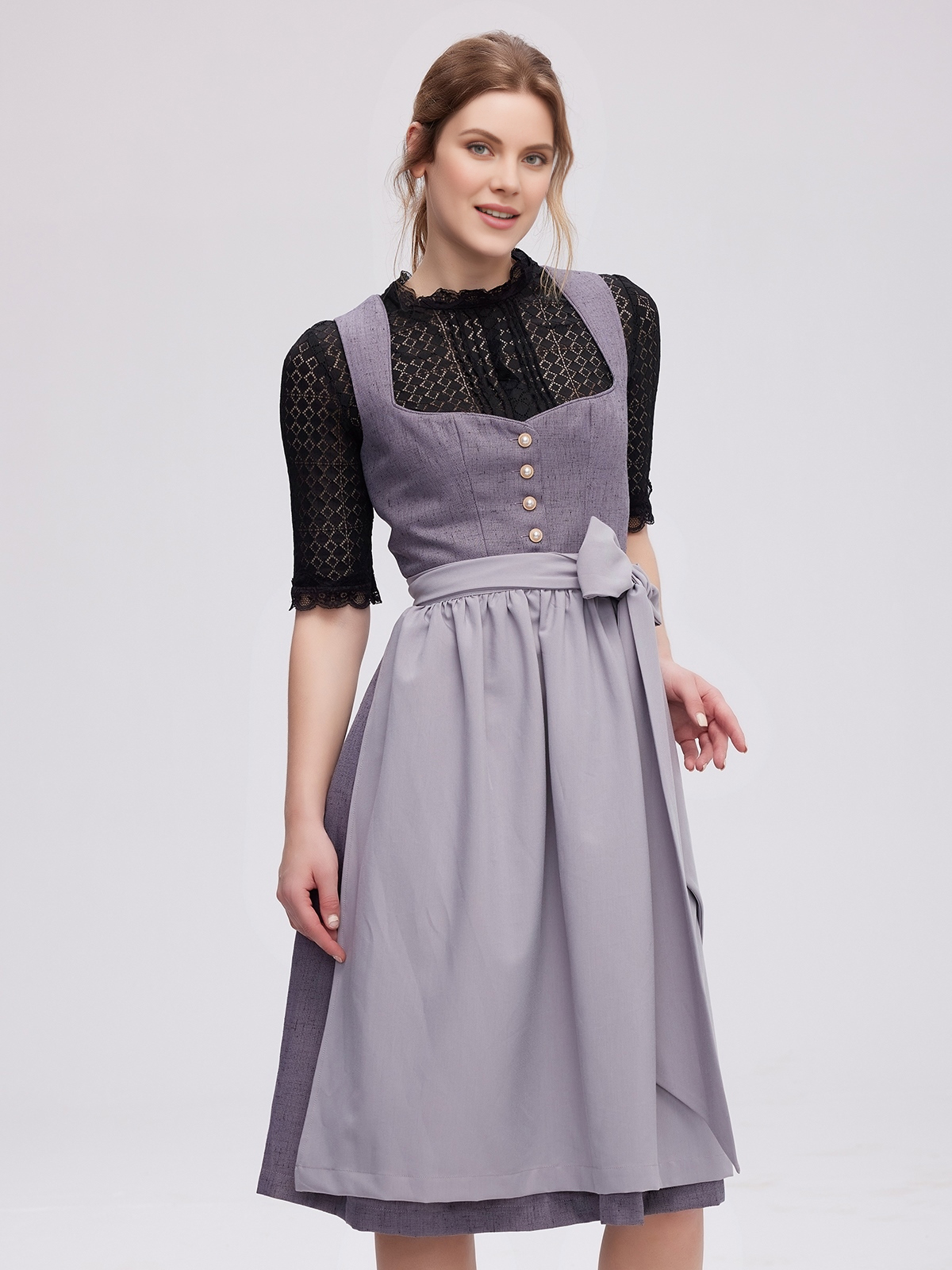 Dirndl in Grau – elegant und vielseitig
